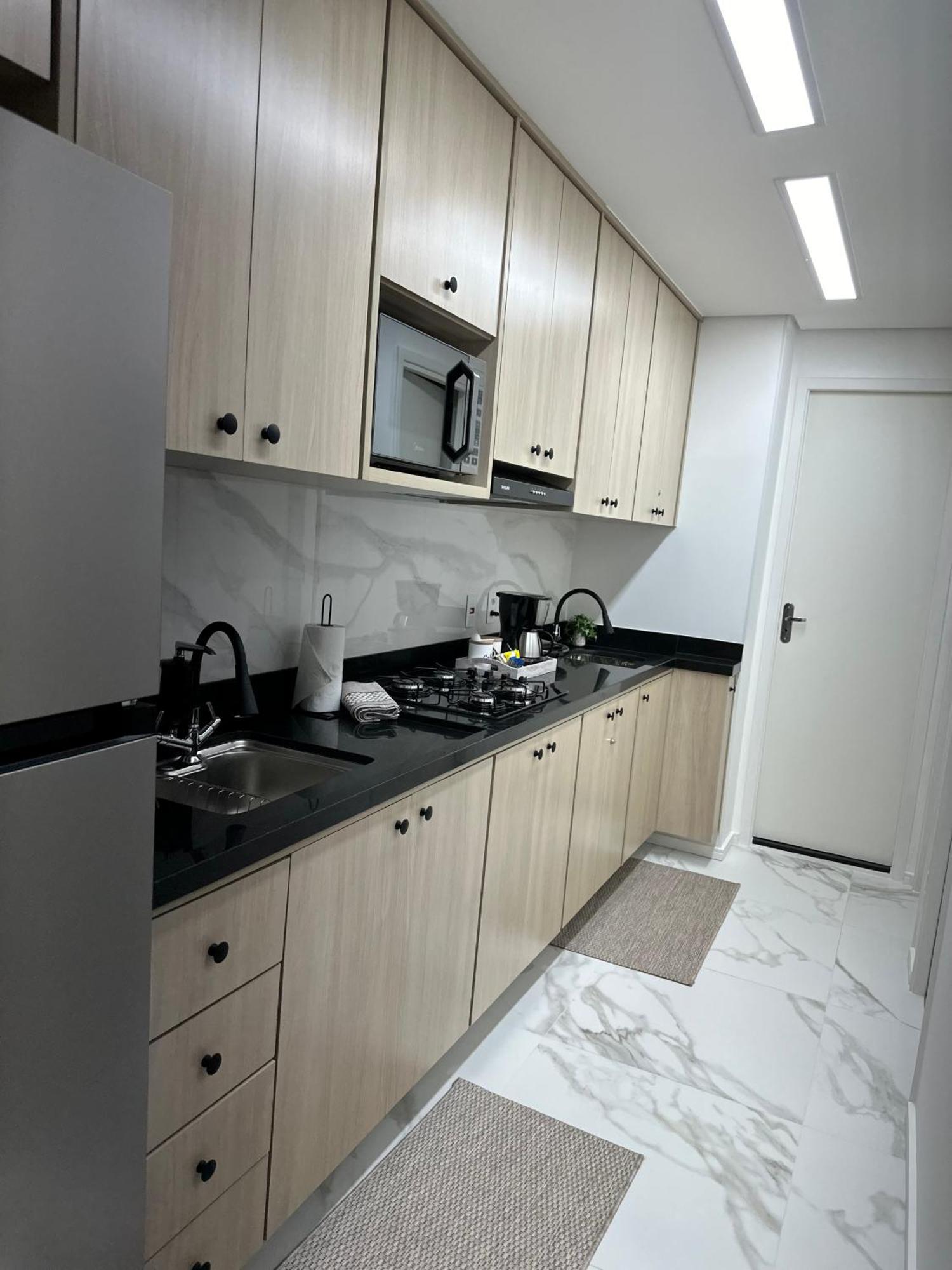 Apartamento Decorado Com Sacada No Polo Cultural E Eventos Da De *